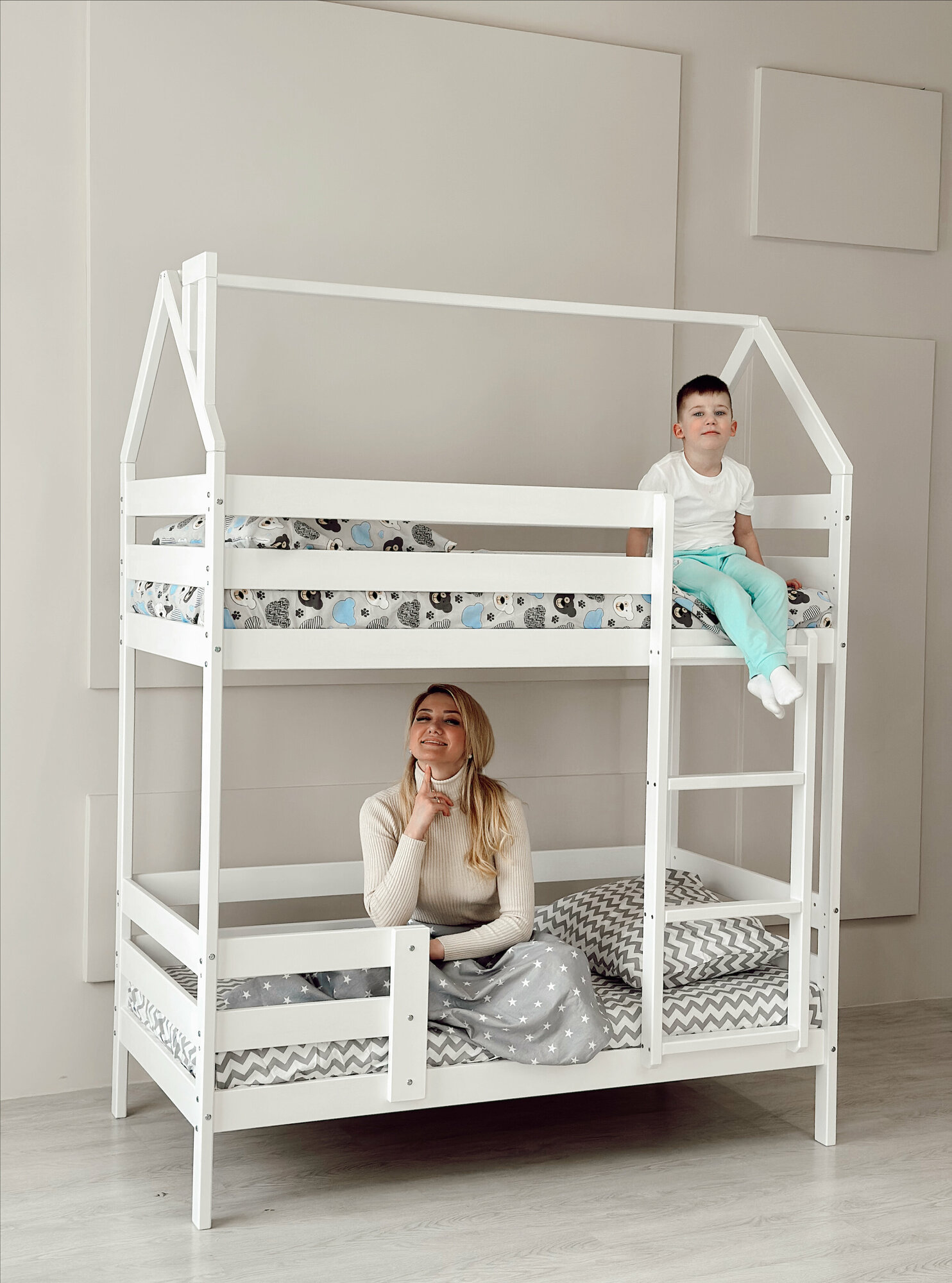 Двухъярусная кровать детская домик с бортиком чердак 160 80