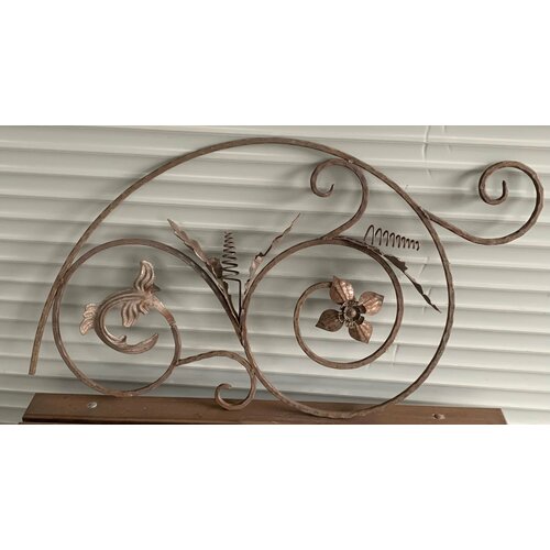 Кованый узор №1926 правый(100х50см), квадрат рифленый по граням 10х10мм, вес-4,15 кг, без покраски