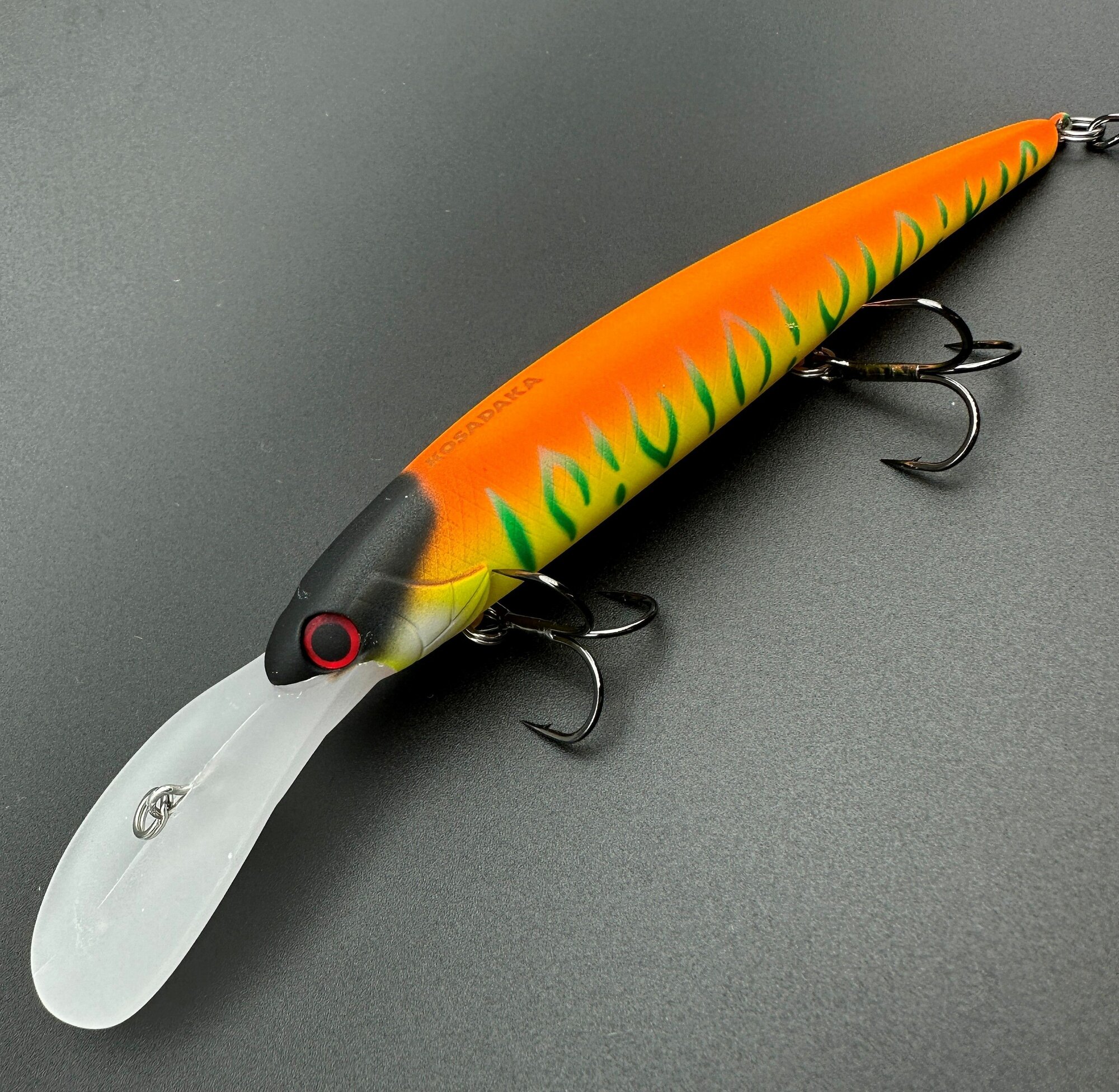 Воблер минноу KOSADAKA Bandit deep XL minnow 12см 21 гр для ловли спиннингом, троллингом на щуку, сома, судака, лосось