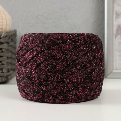 Трикотажная пряжа Риббон с люрексом 85м1705 гр Черный люрекс Фуксия 1075₽