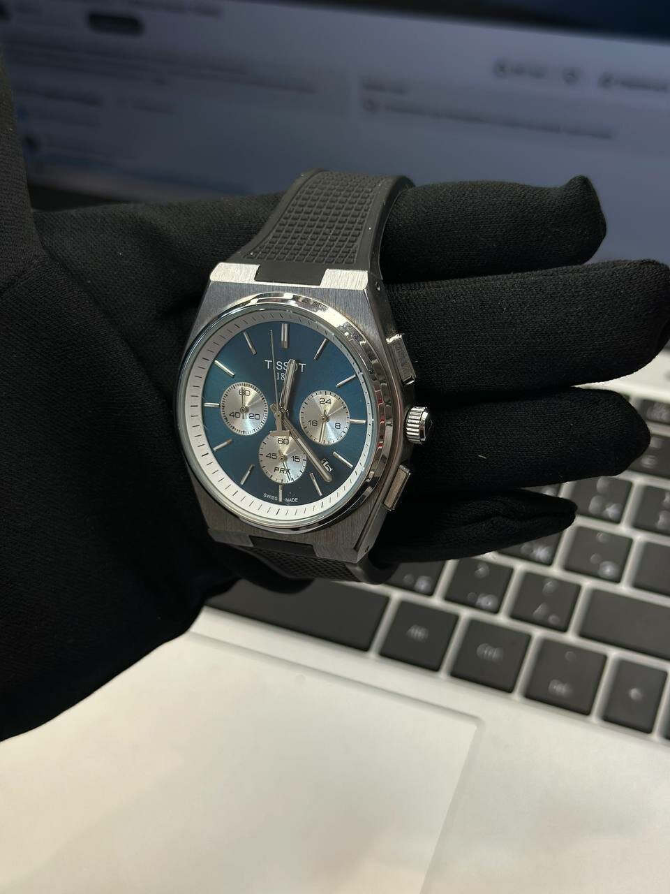 Наручные часы TISSOT, серебристый — фото 1