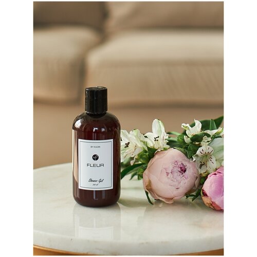 Гель для душа парфюмированный KAORI 250 мл FLEUR (цветок)