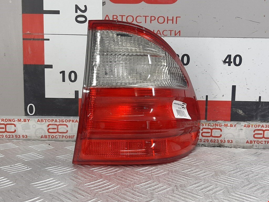 Фонарь задний правый Mercedes E-Class (W210) A2108205464