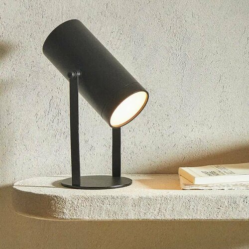 ZARA HOME Настольная лампа с подключением через USB для зарядки чёрная 9900₽