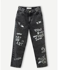 Чёрные джинсы Slim Tapered с надписями для девочки Gloria Jeans, размер 9-10л/140 (35)