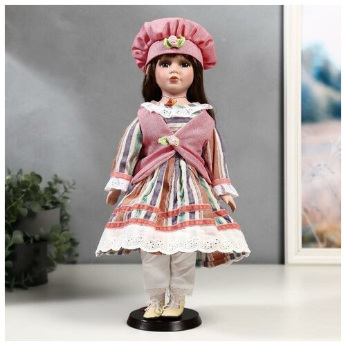 фото Кукла коллекционная керамика "катя в платье в полоску и розовом жилете" 40 см 4822738 . yandex market