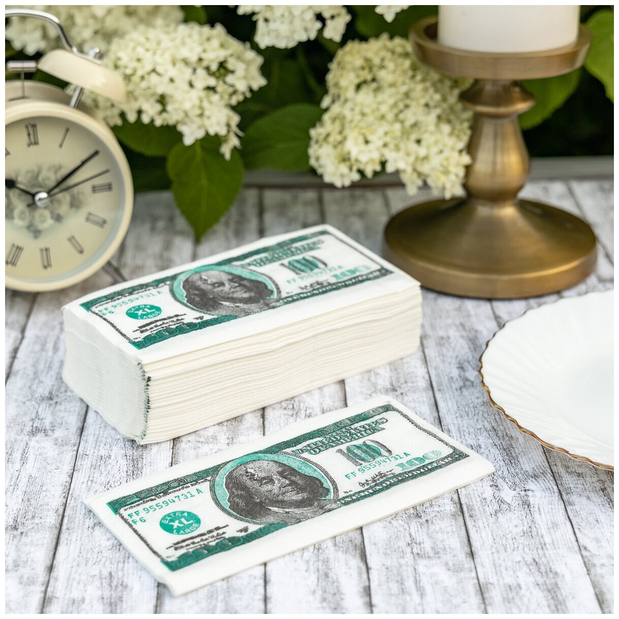 Салфетки бумажные в виде денег "100 долларов" с рисунком стодолларовых купюр в зеленой гамме - на свадьбу, юбилей и день рождения, 3 пачки - фотография № 1