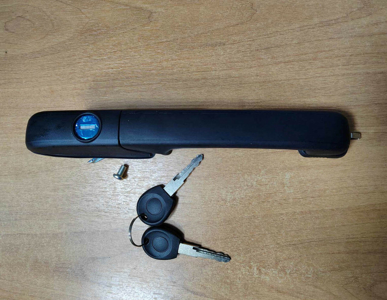 Ручка передней правой двери VW Passat B4