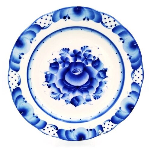 Гжель фарфоровая Тарелка закусочная Дубок Тарелка фарфоровая 24см подарочная Тарелка из Гжели Тарелка сувенирная подарочная Гжельский фарфоровый завод фарфоровая посуда Гжель Гжель посуда фарфор 2195₽