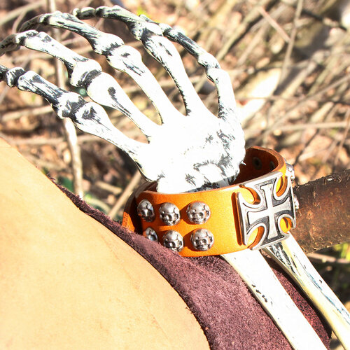Браслет Solid-belts Мужской браслет с крестом кожаный - Solid Belts -, размер 20 см, размер XL, коричневый, желтый