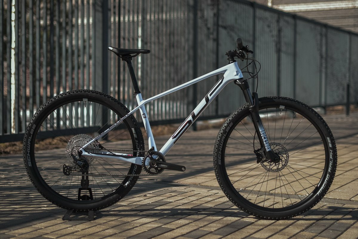 Велосипед Superior XP 929 Gloss White/Hologram Black 2024 Размер M