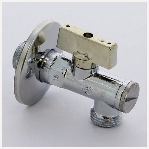 Изображение товара Кран шаровый BUGATTI MINNESOTA с розеткой и фильтром угловой 1/2"x1/2"