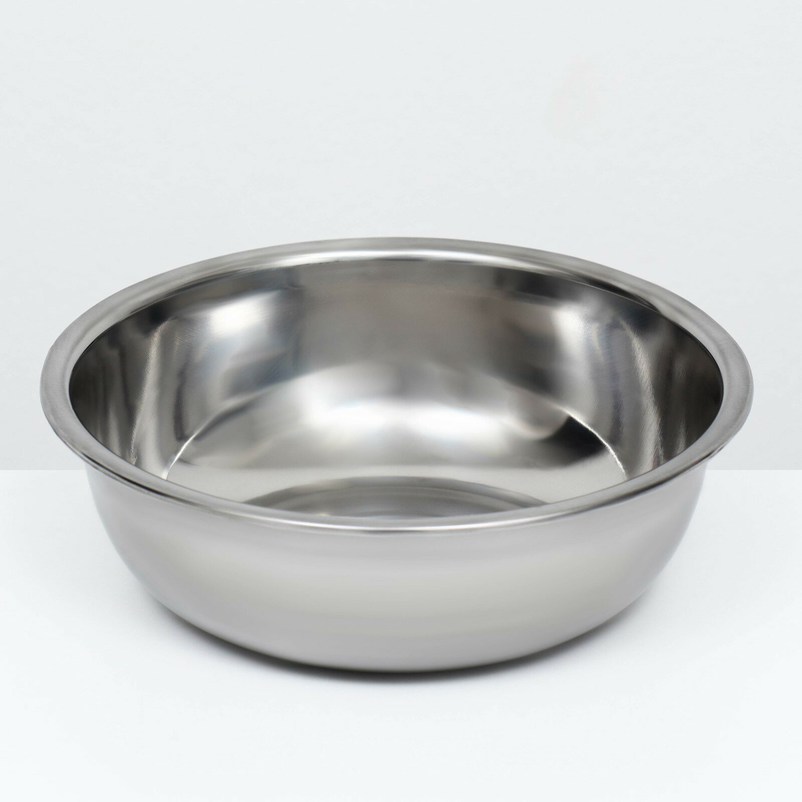 Миска металлическая эконом, 2.4 л, 23×8 см