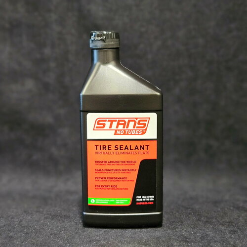 Герметик для бескамерных покрышек велосипеда Stans NoTubes Standart, 473 мл