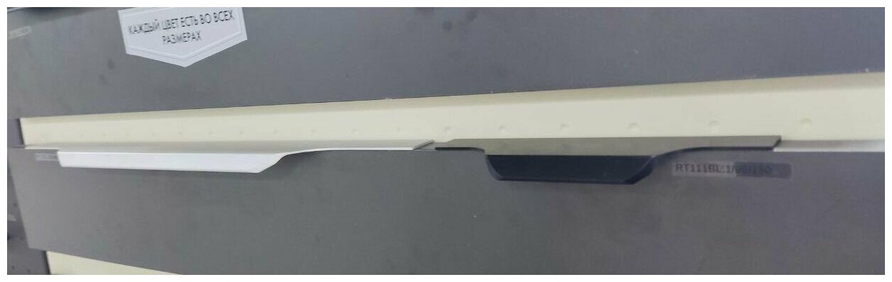 Мебельная ручка торцевая TERA, длина - 197 мм, установочный размер - 160 мм, цвет - Чёрный матовый, алюминий - фотография № 7