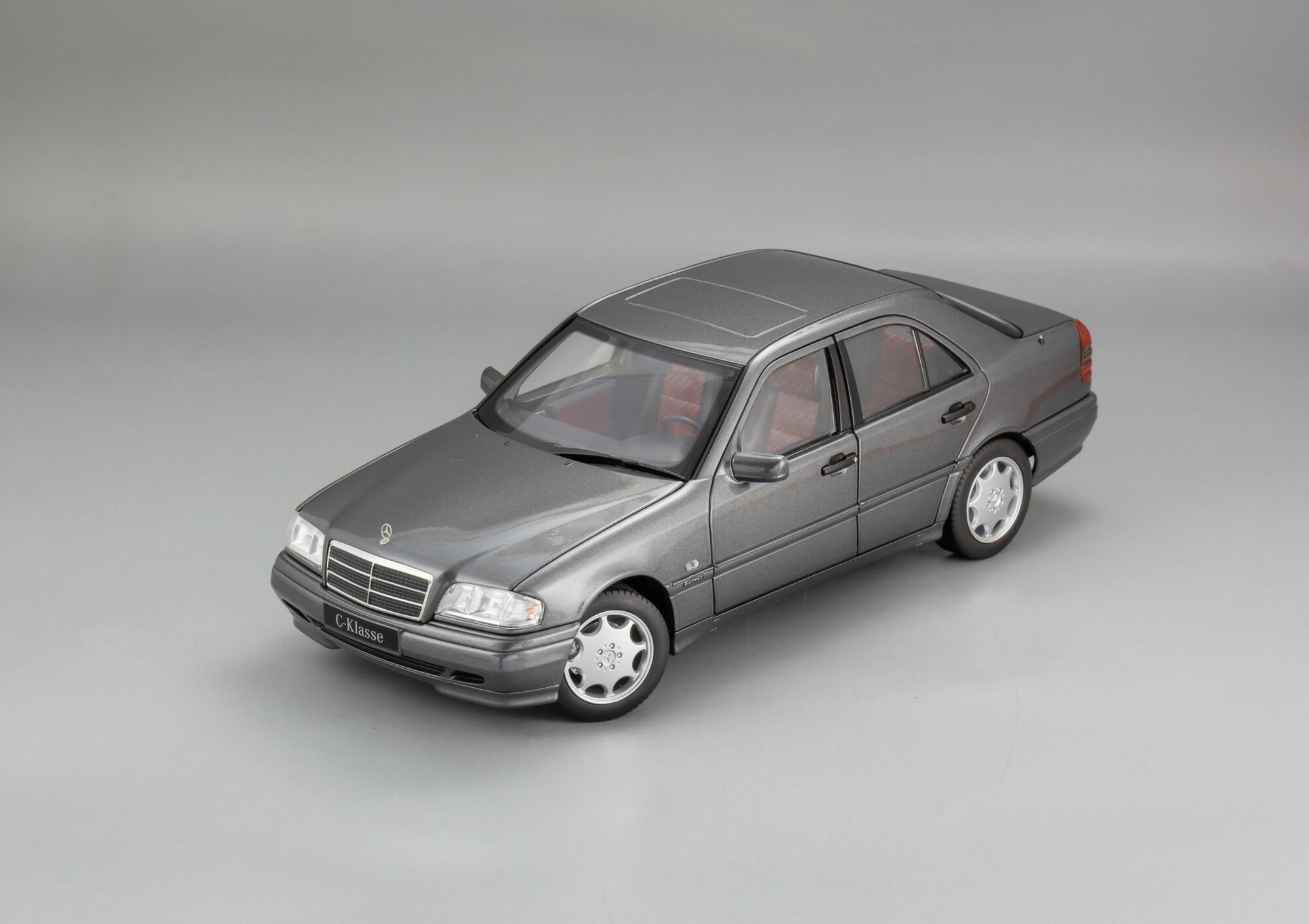 Масштабная модель Mercedes-Benz C-Klasse W202 - 1997