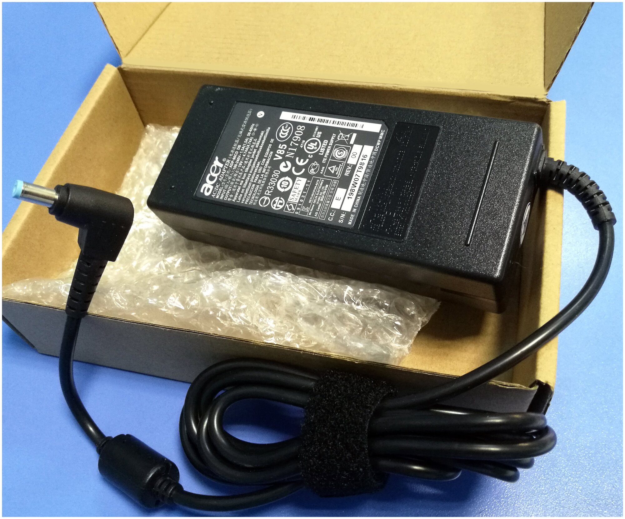 Блок питания Acer ADP-90CD DB 19V 4.74A 5.5*1.7 для V3-551G V3-571G V5-551G E1-531G E1-571G — фото 5
