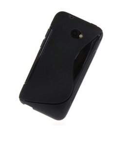 Ультра-тонкая пластиковая задняя панель-чехол-накладка Чехол. ру для HTC Desire 601 Dual Sim черная