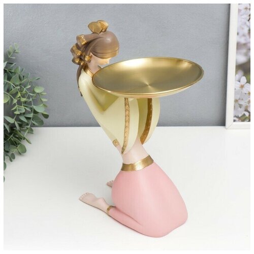 Сувенир полистоун подставка Девушка в африканском наряде желто-розовый 35х12х23 см