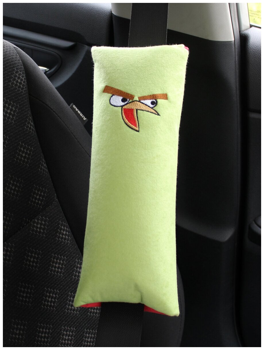 Автомобильная подушка на ремень безопасности MATEX BIRDS, цвет зеленый, 30х11х9 см с вышивкой.