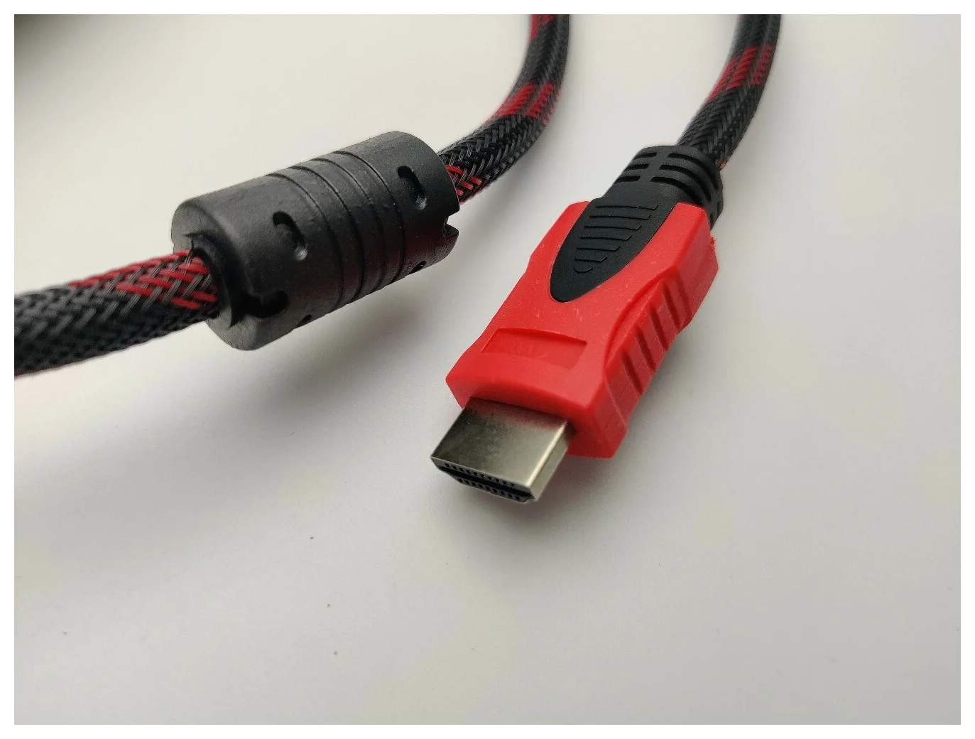 Кабель HDMI - HDMI (1.5м) с нейлоновой оплеткой, экранированием и позолоченными коннекторами 1.5 метра