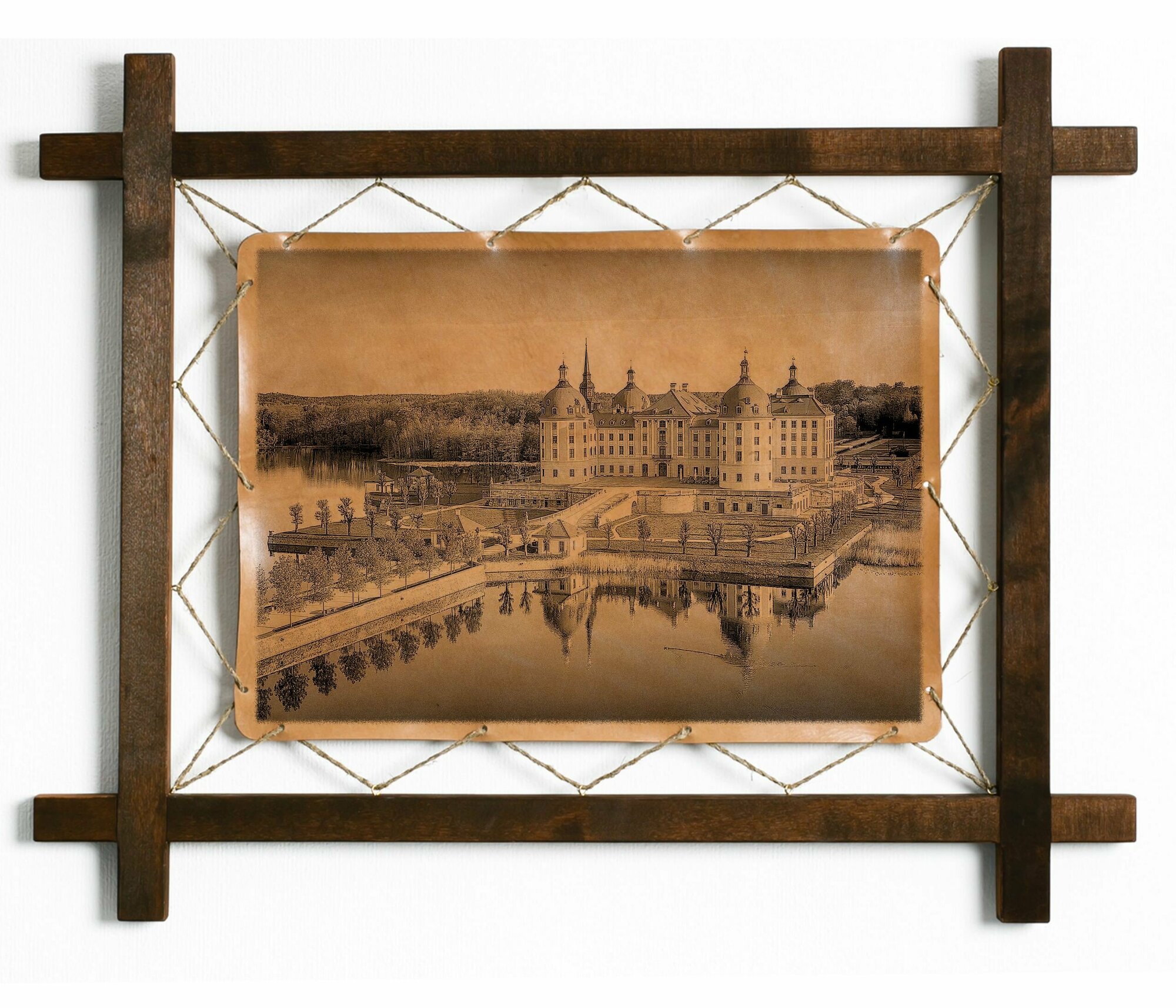 Картина Замок Морицбург, Германия, гравировка на натуральной коже, интерьерная для украшения и декора на стену в деревянной раме, подарок, BoomGift