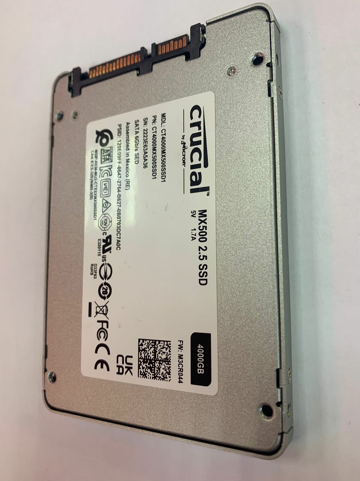 Твердотельный накопитель Crucial MX500 4Tb SATA III CT4000MX500SSD1 - фото №10