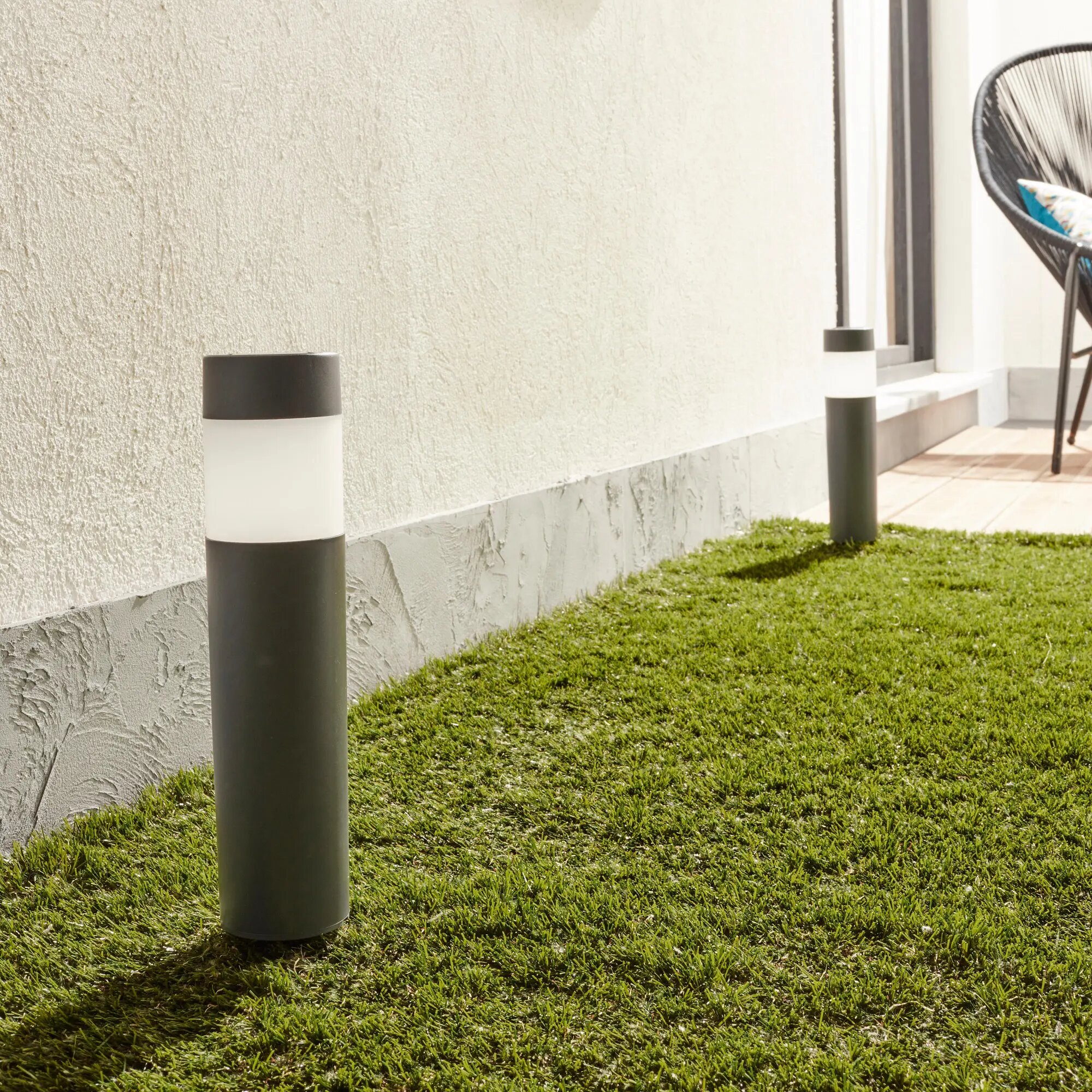 фото Садовая подсветка Inspire Praia на солнечных батареях, теплый белый свет, цвет серый, 2 шт.