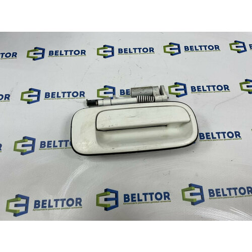 Ручка двери задняя правая 6923022110 800₽