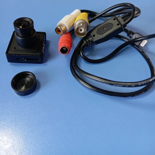 Миниатюрная квадратная видеокамера черно белого изображения XVI QB600B 140000₽