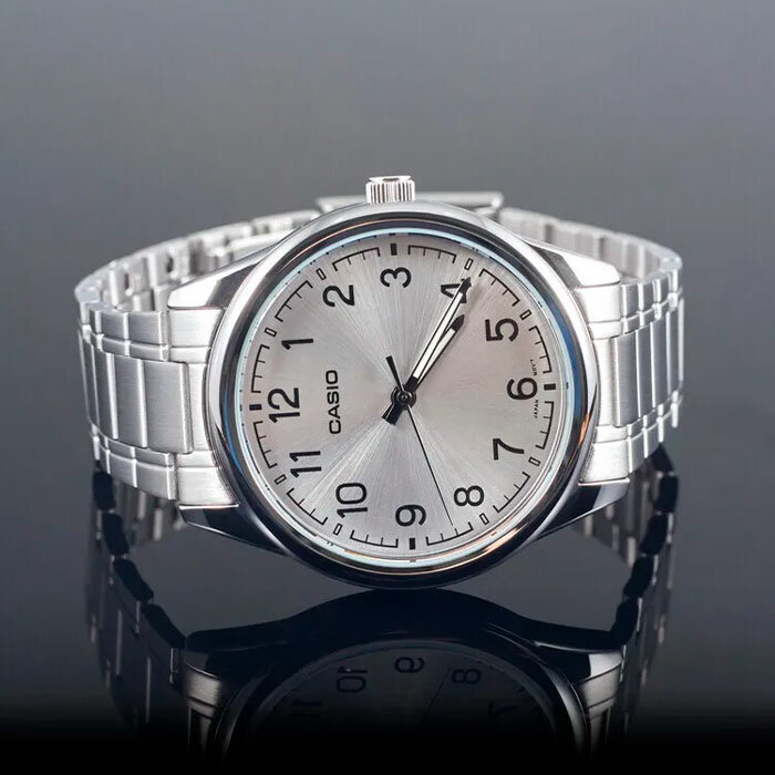 Наручные часы CASIO Collection, серебряный — фото 1