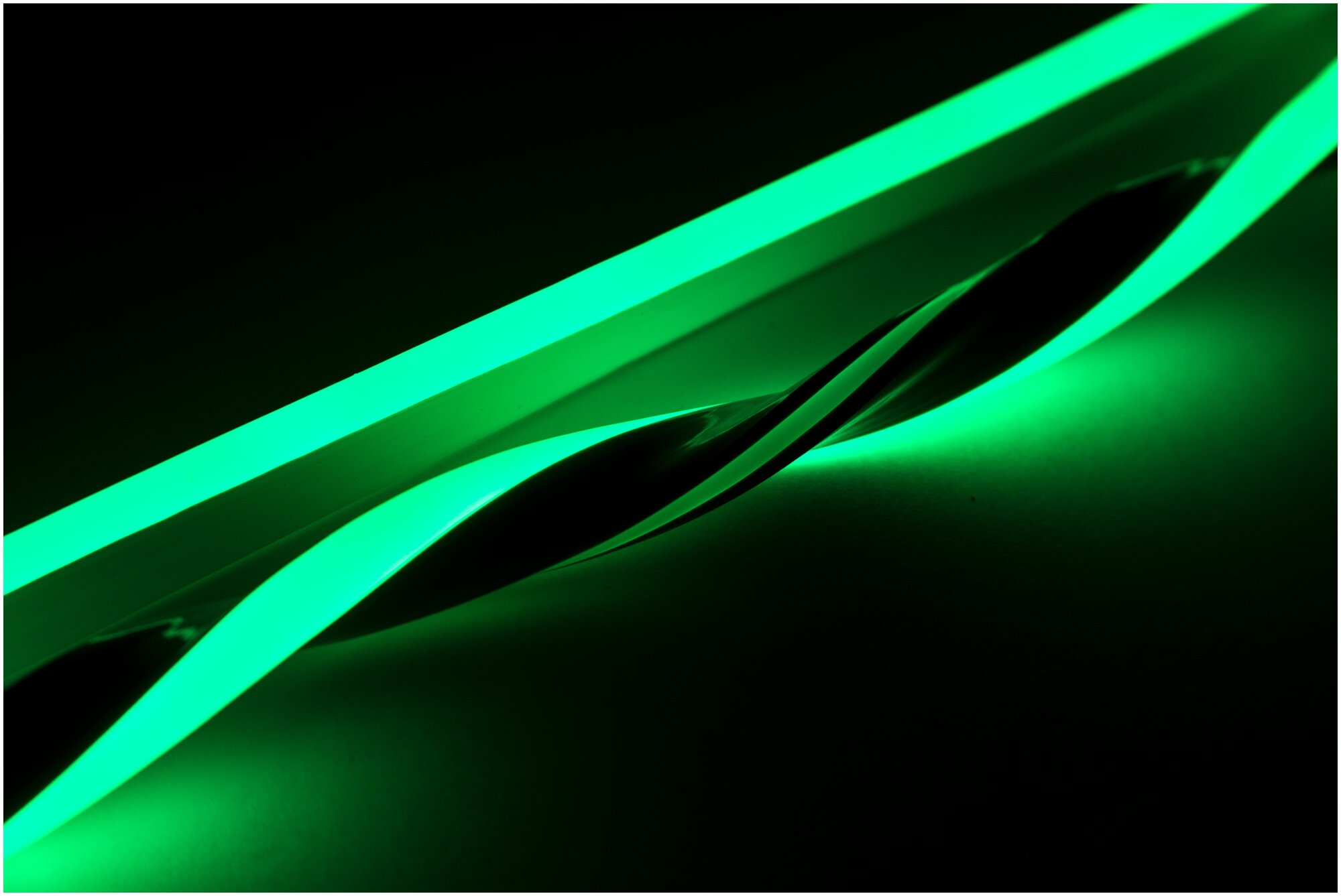 Гибкий светодиодный неон SMD 2835, 120 LED, 12В, 10 Вт, 465 лм, зеленый, тонкий, 8*16 мм, 30 м - фотография № 4
