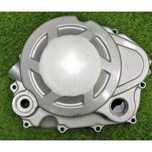 Крышка двигателя для мотоцикла и питбайка правая TTR250 механ. (серая)
