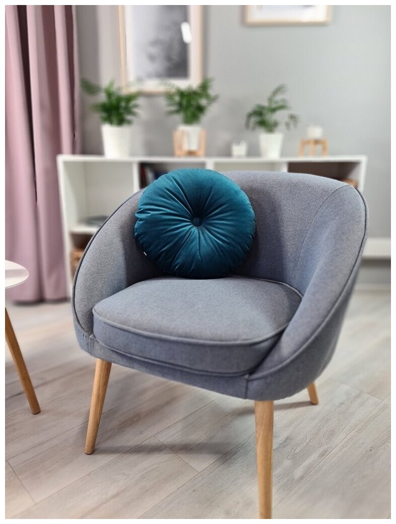 фото Подушка круглая D37 с пуговицей бархат мор. волна