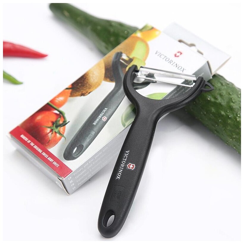 Овощечистка для овощей и фруктов Victorinox Tomato and Kiwi голубой (7.6079.22) - фото №2