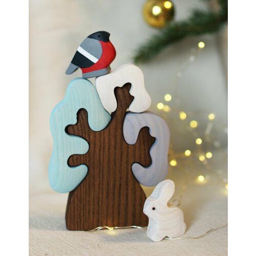 Мастерская Михеевых / Развивающая игрушка / Новогоднее дерево с кроликом и снегирем / Деревянные игрушки