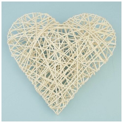 Сердце объёмное плетёное из ротанга белое, 20 см, для декора
