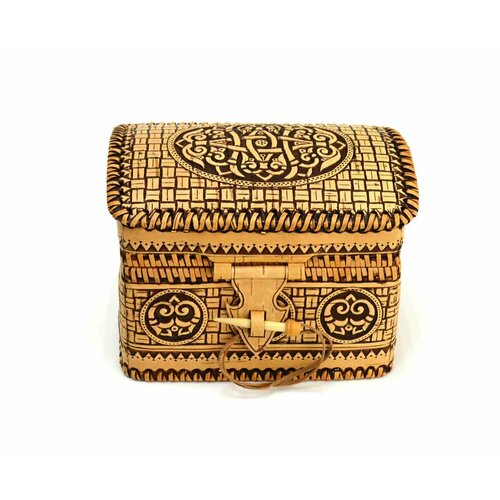 Шкатулка - ларец из бересты на шарнире 4100₽