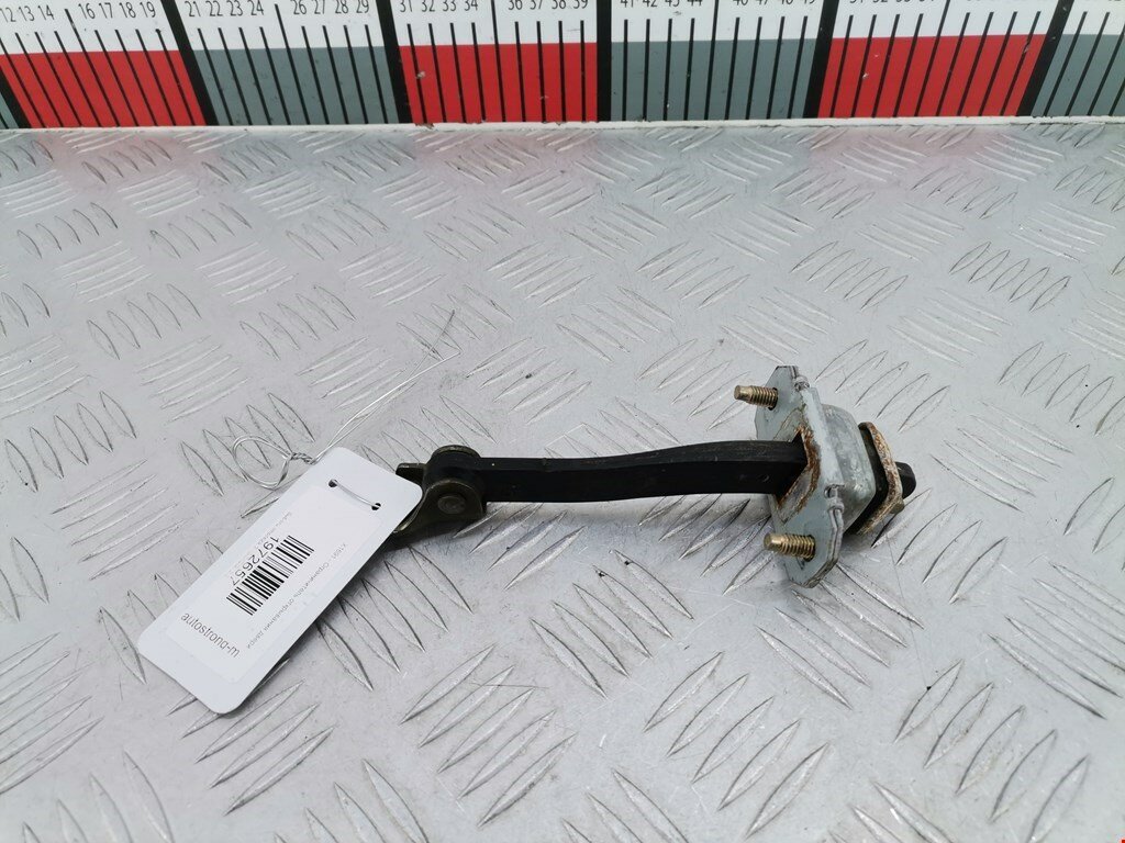 Ограничитель открывания двери задней Subaru Impreza 2 (GD/GG) 63302FA001 арт. 1972657