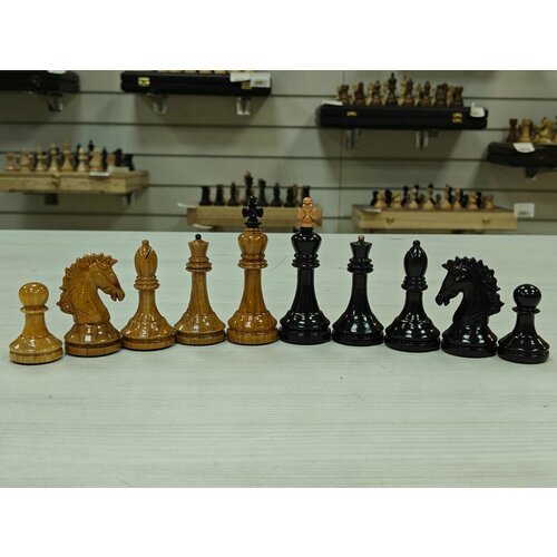 Шахматные фигуры глянцевые Стаунтон дуб шахматные фигуры стаунтон композит черные большие без доски