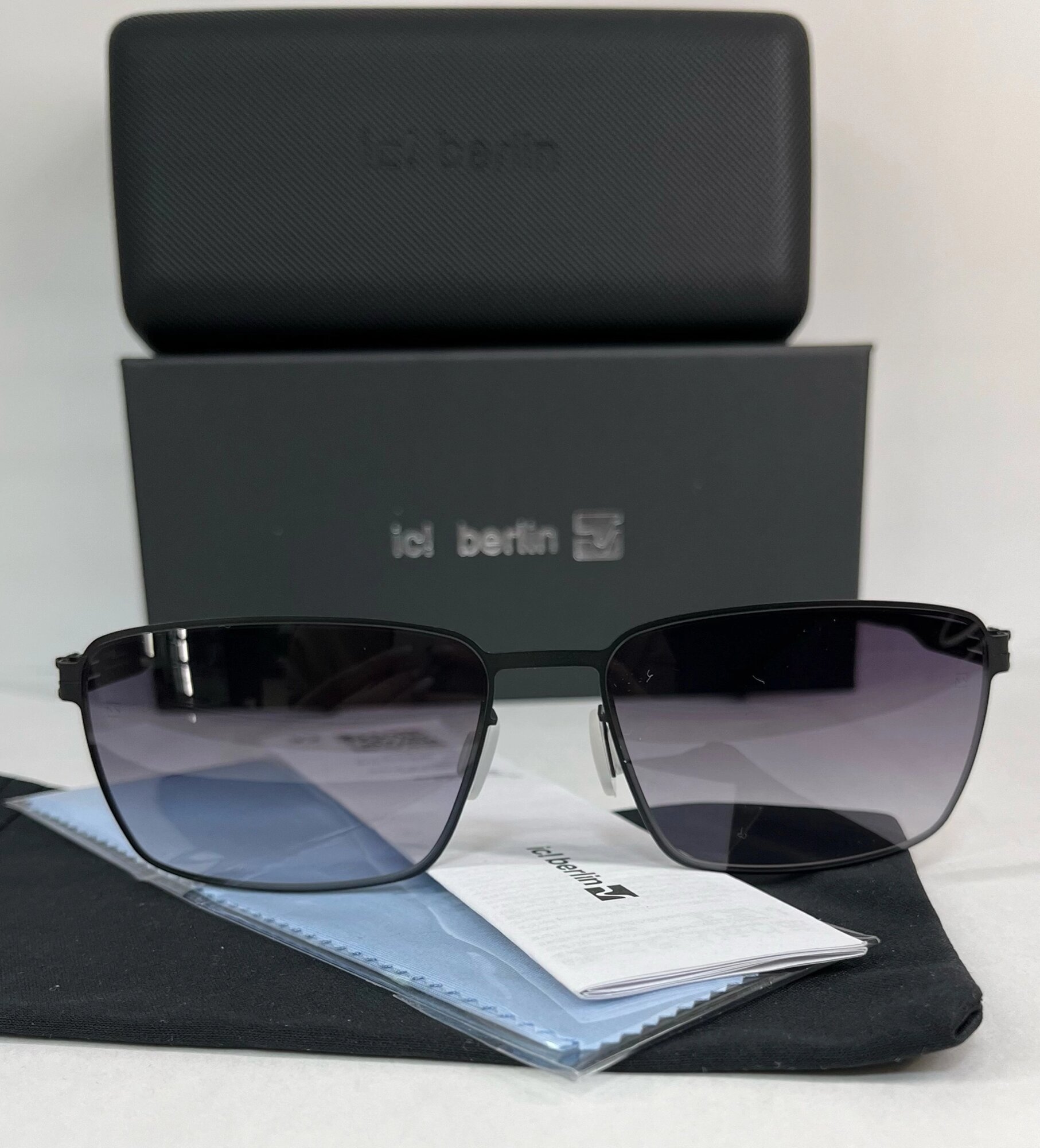 Солнцезащитные очки Ic! Berlin  Silcon black made in Germany