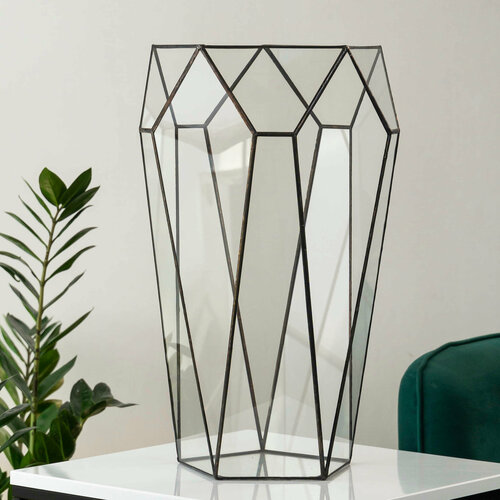 Напольное кашпо из стекла , Морковка