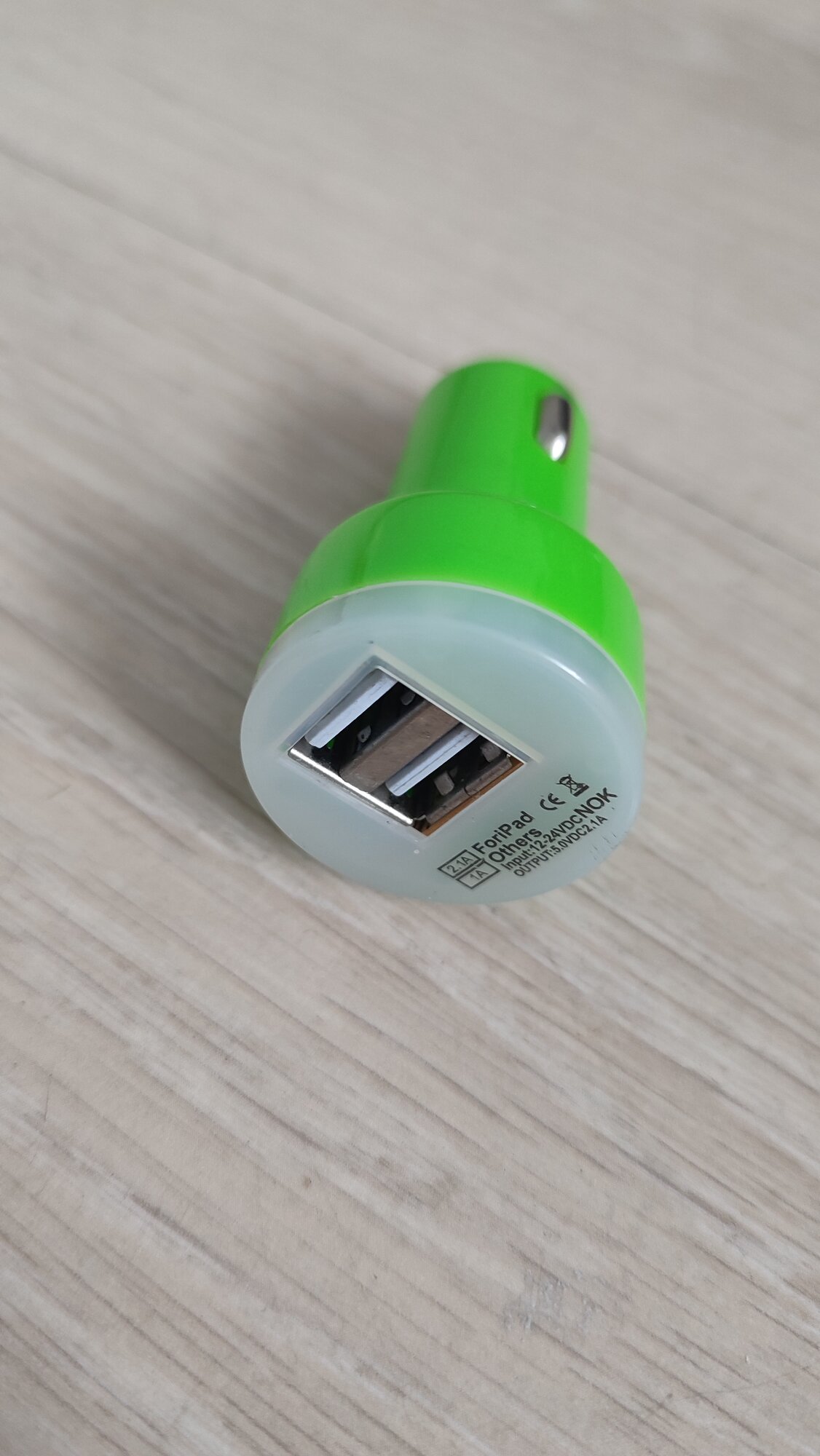 Авто зарядка для телефона в прикуриватель ( цвет в ассортименте )