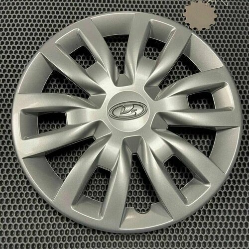 Колпак колеса в сборе Lada Vesta 8450006805 3990₽