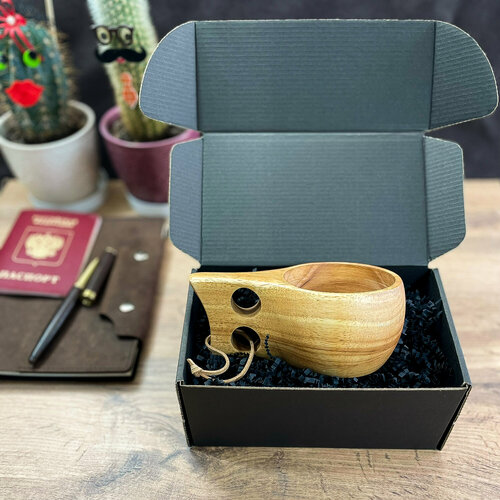 Подарочная деревянная кружка для чая или кофе 200мл / Кукса / Деревянная посуда