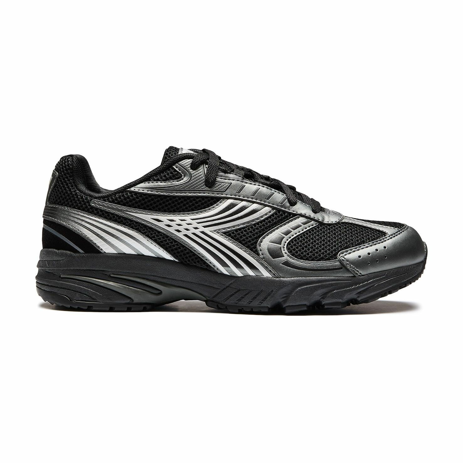 Кроссовки Diadora
