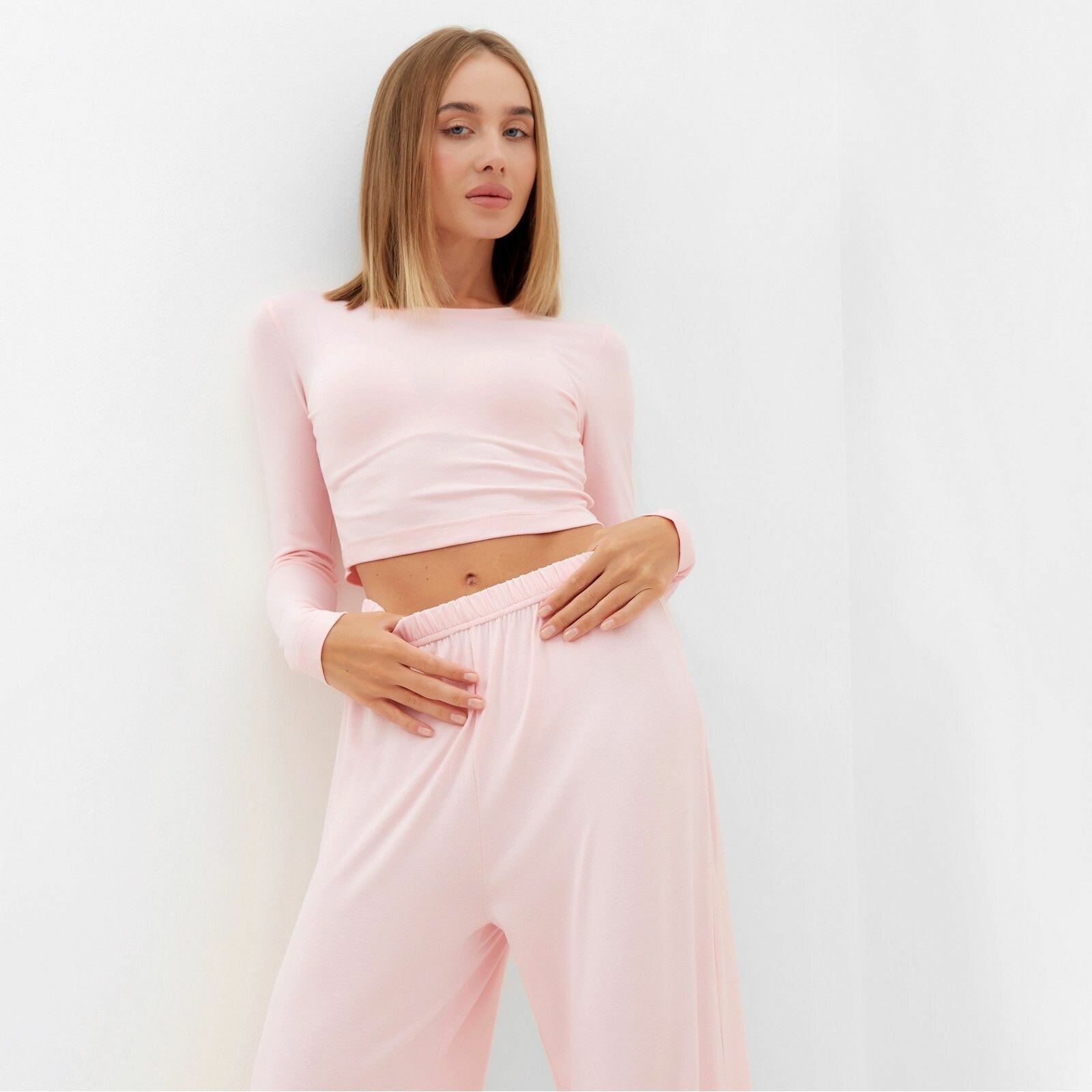 Комплект женский (лонгслив, брюки) MINAKU: Home collection цвет розовый, р-р 44 - фотография № 3
