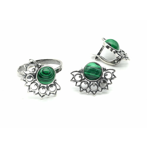 фото Комплект бижутерии: кольцо, серьги, малахит синтетический, размер кольца 17, зеленый кольцо серьги с малахитом имитация размер 17