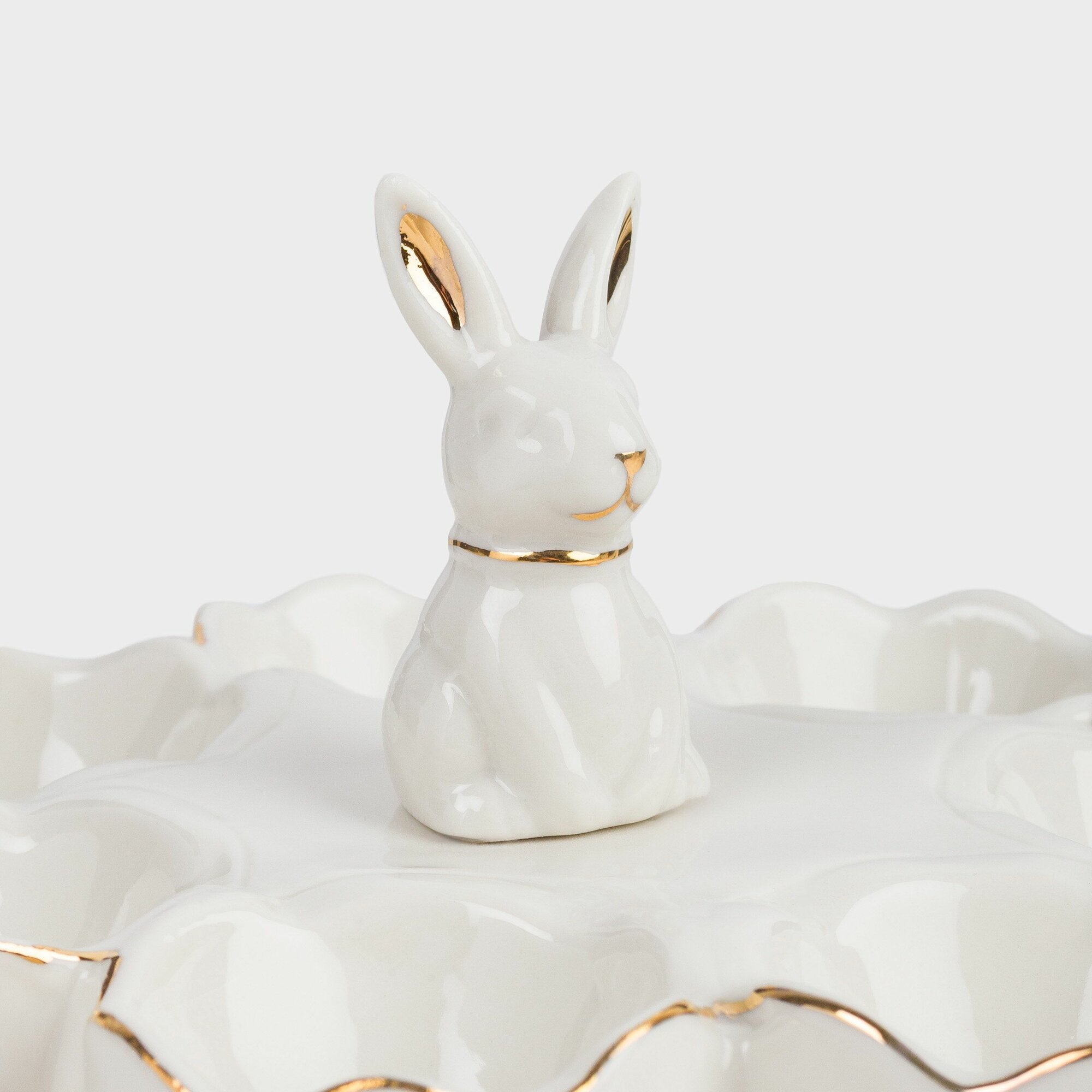 Блюдо пасхальное, Kuchenland, 19х9 см, 7 отд, фарфор P, бело-золотистое, Кролик, Easter gold — фото 1