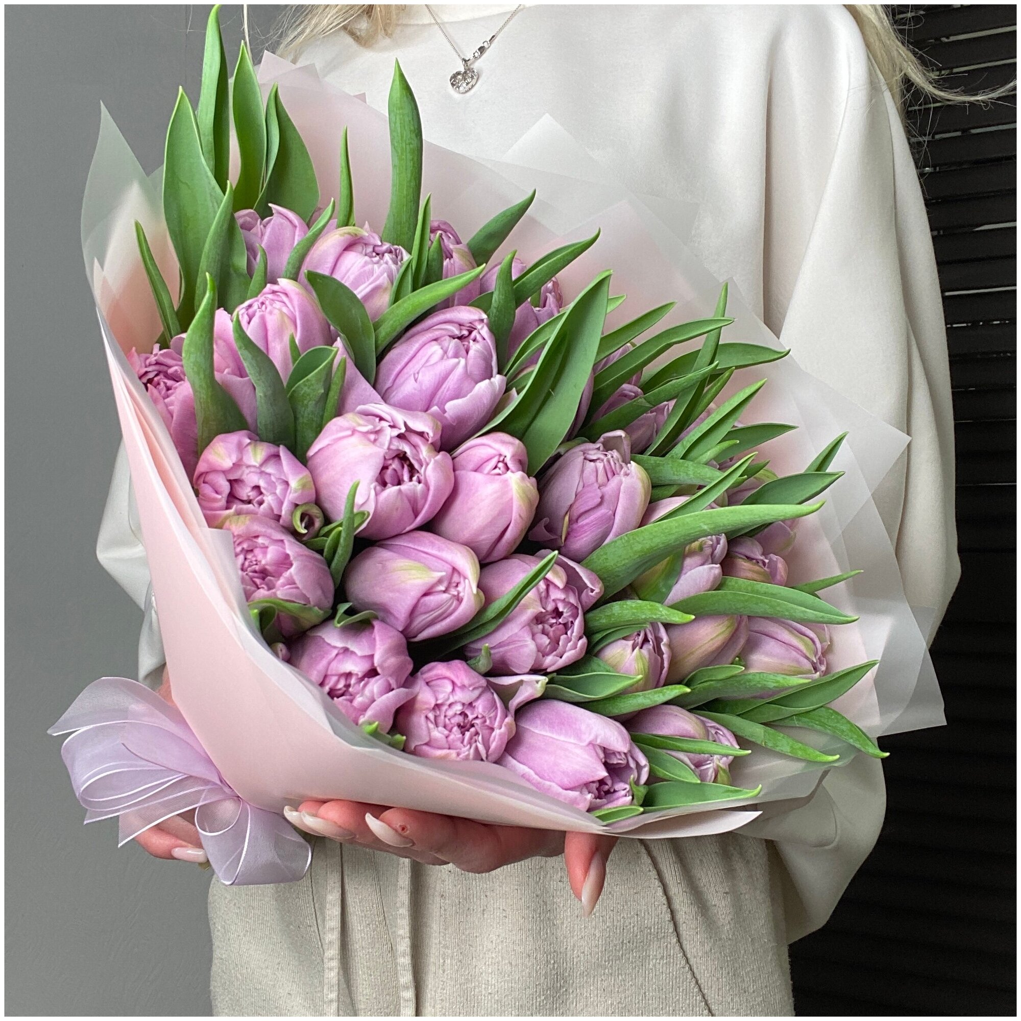 Букет нежных пионовидных тюльпанов Ver. Flowers